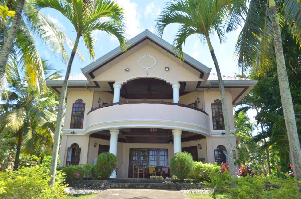 Private Beachfront Accommodation With Ocean View And Direct Reef Access Moalboal Esterno foto