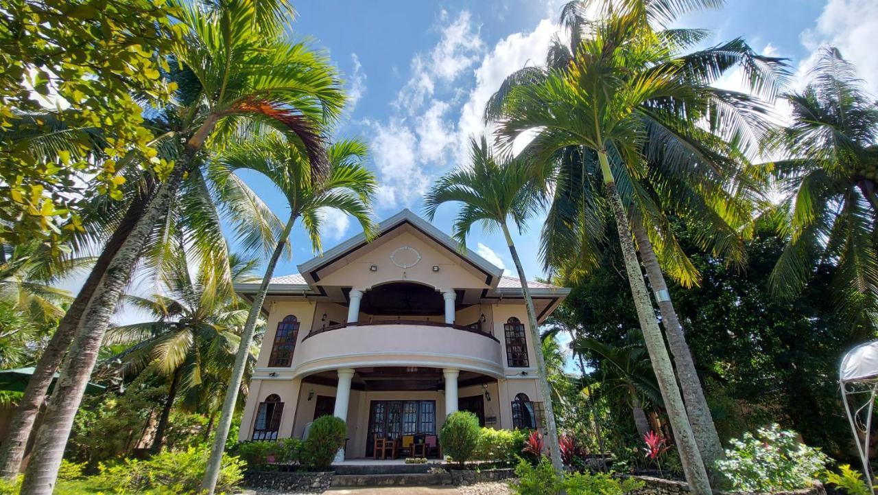Private Beachfront Accommodation With Ocean View And Direct Reef Access Moalboal Esterno foto